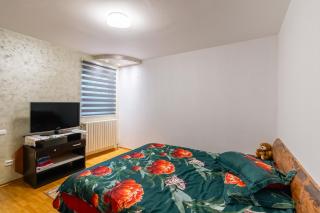 La Conacul Dintre Munți - 4