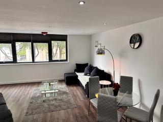 One-bed Luxury Apartment B11SA by LiveComfortably - Birmingham - 6
