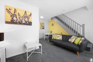 Modern One Bedroom House, Welsh Harp - 8