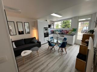 Stay & Smile Croissy, 2 parkings - Croissy-Beaubourg - 1