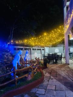 Bluebell hotel and family restaurant - Sri Jayewardenepura Kotte - 2