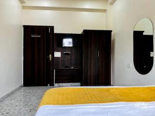 Hotel Vrinda Sarovar - Mathura - 2