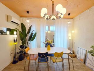 서교초후문 Seogyo Elementary School Hongdae Hongik University Entrance Station 1 to 3 minutes away - 9