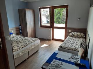 Pokoje gościnne GRYF - Rewal - 9