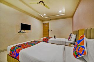 FabHotel Veeraj Suites - Hyderabad - 6