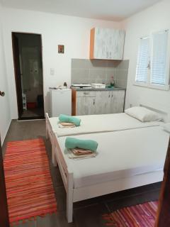 M6 olive tree studio - 0