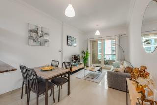 Spacious 1BR in Great Location, Manchester Tower, Dubai Marina - 9