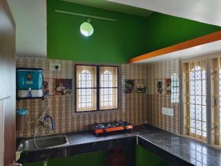 SenthilKumar Homestay - 2