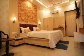 KANHA RETREAT - Vrindavan - 3