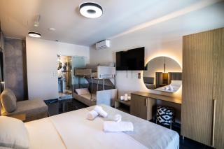 Sea View Serenity Βeachfront & Pool 101 - Salamina - 1