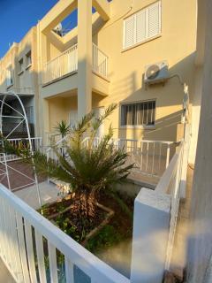 Sunny 2BR Home in Paralimni Near Beaches,Protaras! - Paralimni - 6