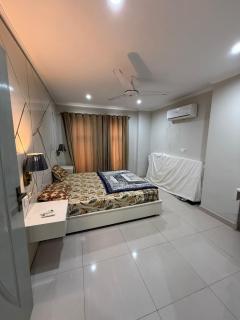 Stylish Apartment With Sofa Bed - Islamabad - 0