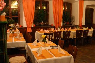 Landgasthof Hotel Zum Roß Dorfgütingen - Feuchtwangen - 8