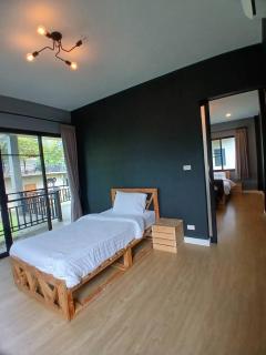 Black Bears Resort & Onsen - - 2