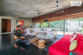 StayVista at Paashaan- A Netflix featured Home with a Heated Infinity Pool - Lonavla - 7