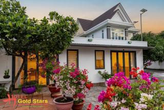 gold star homestay - 4