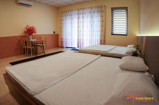 gold star homestay - 6