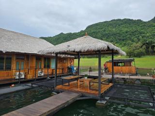 The Floating Lake House - Ban Pracham Mai Bon - 4