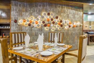 Super Inn Armoise Hotel - Ahmedabad - 6