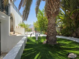 Like home at the Tehar-Lev family - 8