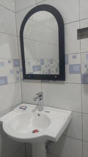 Jannele Suites Hotel - Mukono - 3