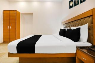 Hotel O Mall Road Near St. Georges College - 7