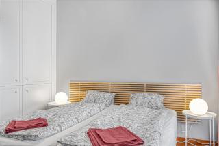 New large apartment, Free Parking! - Prag - 1