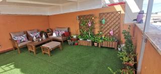 Spectacular views. All new with free parking - 5