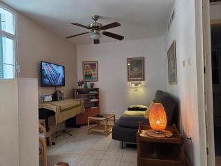 Like home at the Tehar-Lev family - 2