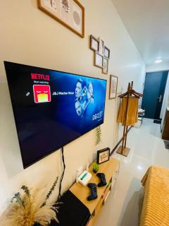 J&J Mactan Stays with Netflix, Pool & Paid Parking - Marigondon - 7