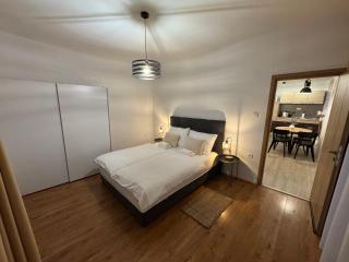 Four Seasons - Rijeka - 1
