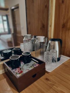 The Woodpecker Cafe & Inn, Jibhi - 6