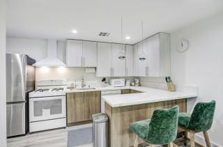 Wellness Temple LA - Tarzana - 7