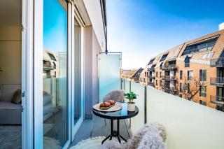 Parkwest Diamond Residence -Chic Apt with AC, Garage, Balcony - 6