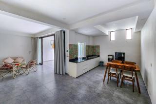 Emilia 1 Bedroom Apartment Seminyak by Nagisa Bali - Kerobokan - 2