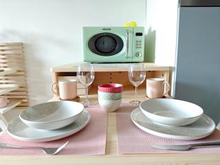 Stylish Studio Apartment, Prague Smichov, AC, gym, parking - Prague - 2