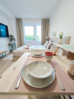 Stylish Studio Apartment, Prague Smichov, AC, gym, parking - Prague - 5