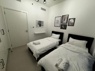 2min Walk to Dubai Mall - 2BR - Infinity Pool & Gym - Burj Khalifa - 8
