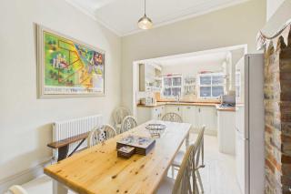 Host & Stay - West Terrace - 1