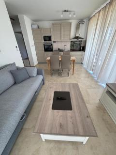 Residence Mukalba F5 - 2kat - 1
