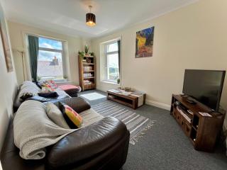 Spacious Pembrokeshire Apartment - Neyland - 9