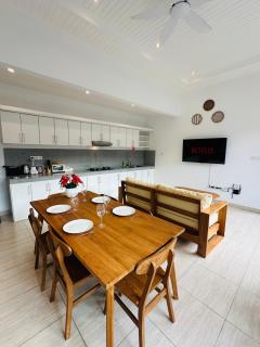 Villa 3BR in Canggu nearby Berawa Beach - Canggu - 2
