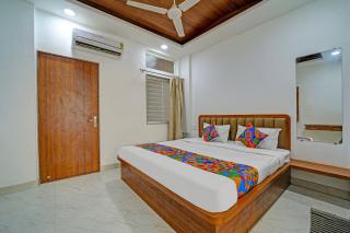 FabHotel Prathma - 8