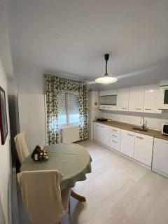Apartament cochet cu 3 camere - Sighişoara - 1