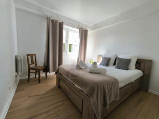 Villa 15 pers - Jardin Arbore - Calme - Parking - Pau - 7