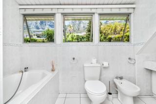 Atlantic Sunsets Camps Bay Villa with Ocean Views - Kapstadt - 3