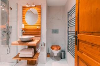 Le Chalet Loft and Spa - Villeurbanne - 6