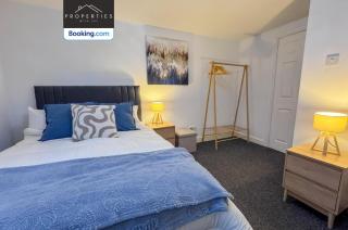 Modern 3BDR House By Properties With Joy Short Lets & Serviced Accommodation Manchester With Free WiFi & Free Parking - Ashton-under-Lyne - 6