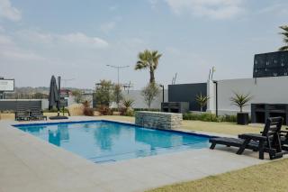 Chanty Serenity Apartment with Pool and Gym - 6