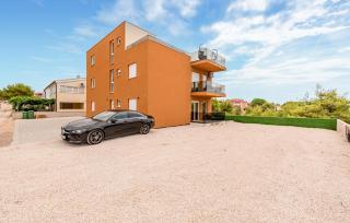 2 Bedroom Gorgeous Apartment In Vir - Vir - 5